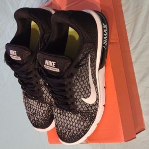 Nike Air Max Sequent 2